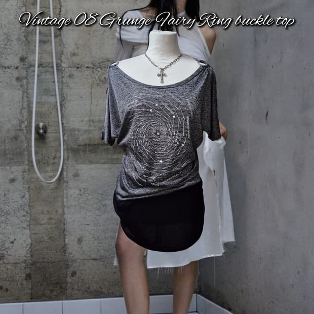 Vintage 08 Grunge-Fairy Ring buckle top