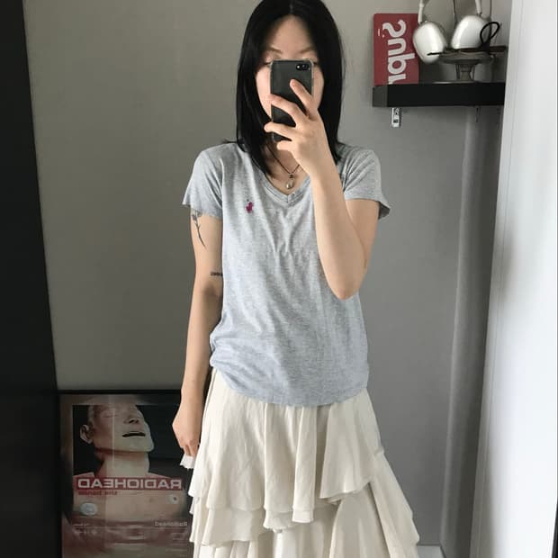 폴로 랄프로렌 스포츠 포니로고 브이넥 그레이 반팔티