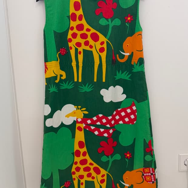 파리에서 구매한 빈티지 원피스 