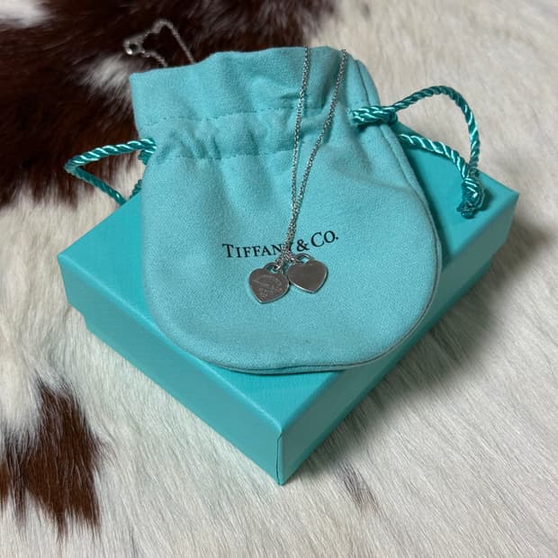 티파니앤코 리턴 투 티파니 더블 하트 실버 목걸이 판매합니다