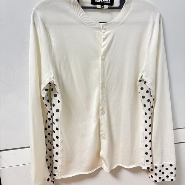 꼼데가르송 블랙 도트 가디건