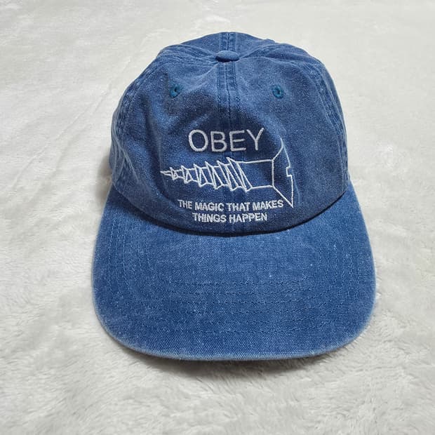 오베이 볼트 자수 데님 볼캡