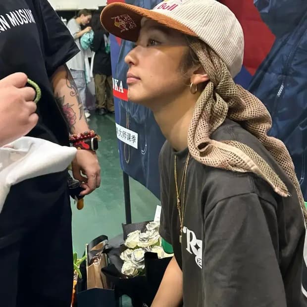 쿄카 레드불모자