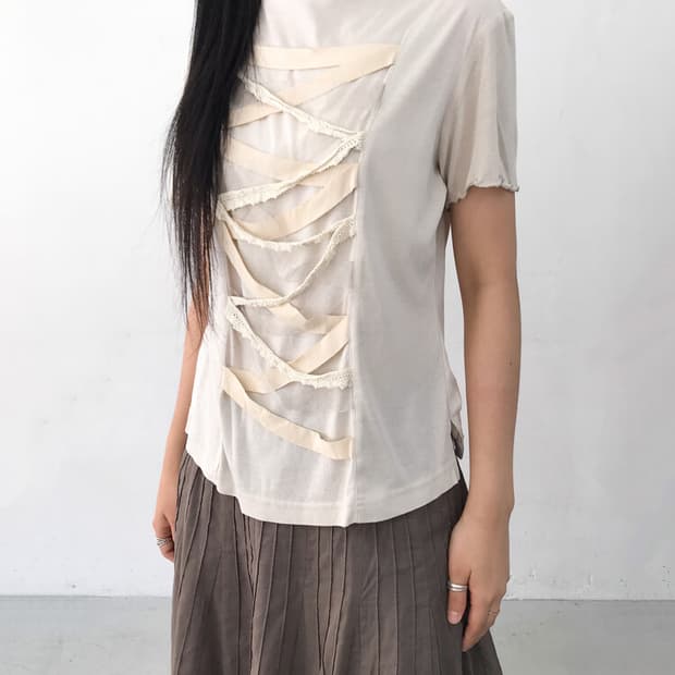 Vintage taping layered top