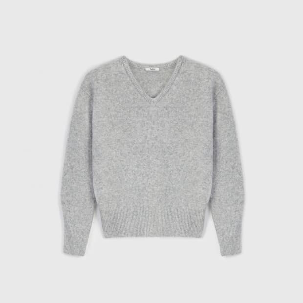 타일레 모헤어 브이넥 스웨터 2사이즈 판매