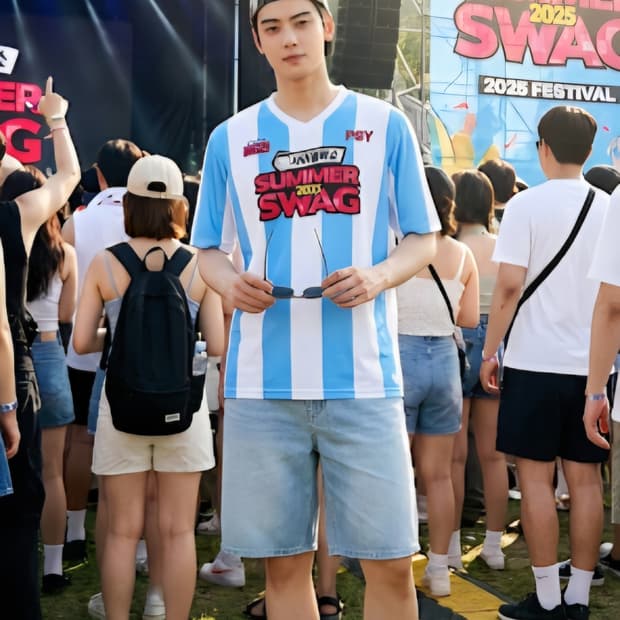 싸이 흠뻑쇼 2025 반팔 티셔츠_XL