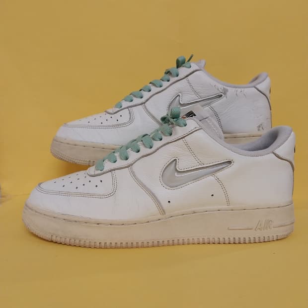 남성 나이키 에어포스1 07 프리미엄 빈티지 세일 운동화 (270)