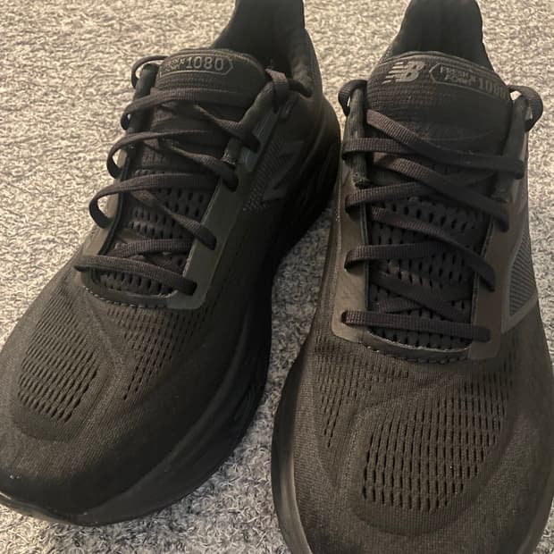 뉴발란스 프레쉬폼x 1080 v14 블랙 290m