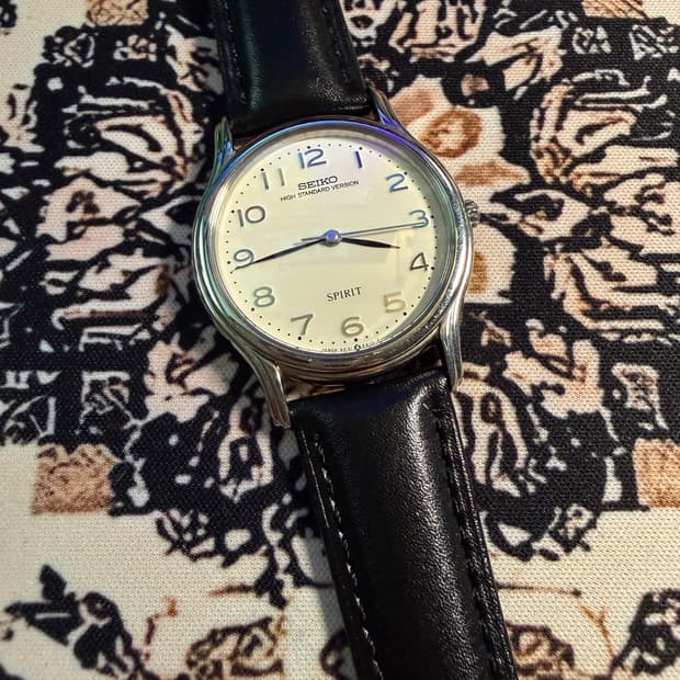 SEIKO 빈티지 쿼츠 시계