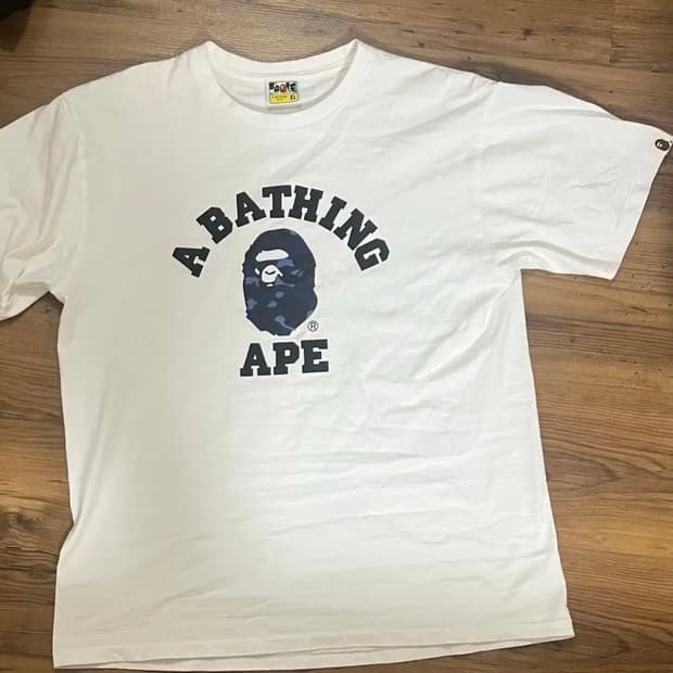 Bape 베이프 카모컬리지 화이트 네이비 반팔티셔츠