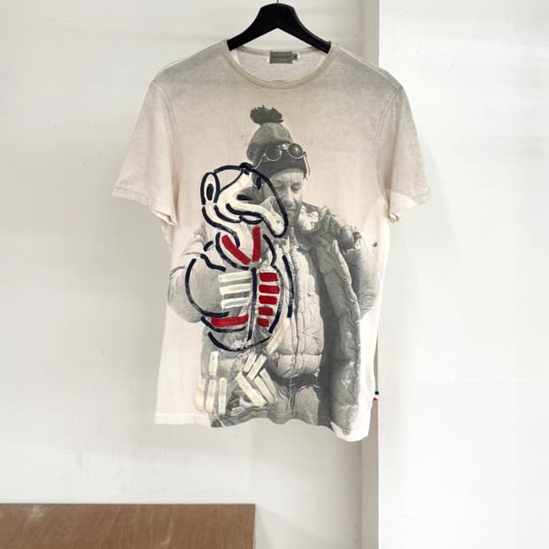 몽클레어 그래픽 루스터 티셔츠