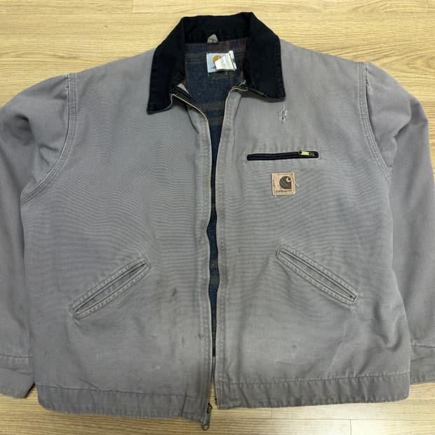 90’s J76 cmt 칼하트 디트로이트 판매합니다