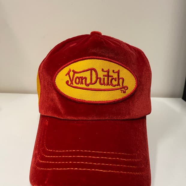 본 더치 벨벳 트러커 캡(레드/옐로우)