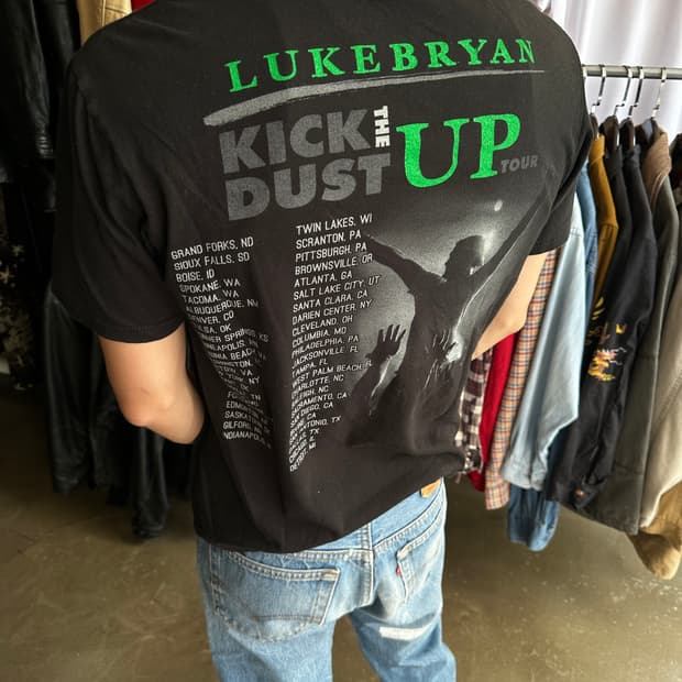 Luke Bryan Kick the Dust Up Tour Tee