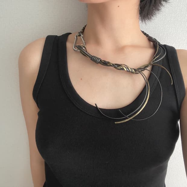 long tail glitter gold necklace
