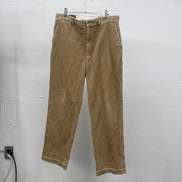 36) POLO RALPH LAUREN CORDUROY PANTS