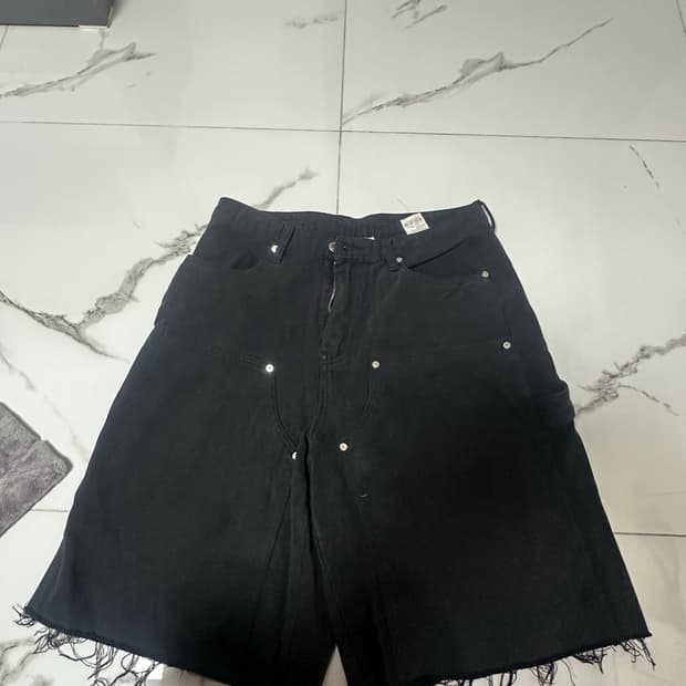 노매뉴얼 버뮤다 더블니 커팅  L