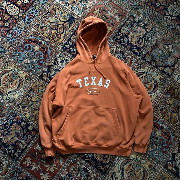 🌊Early 00s Nike Team Texas hoodie