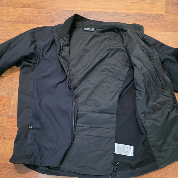 아크테릭스 아톰 LT 자켓 맨 M