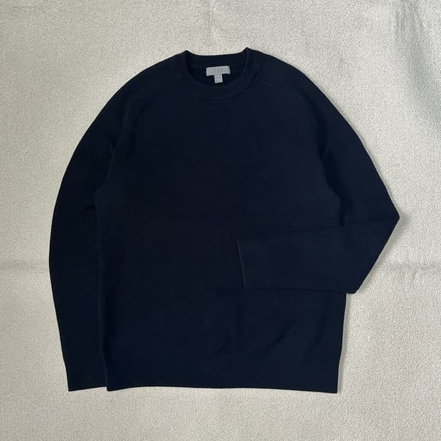 코스 라운드넥 니트