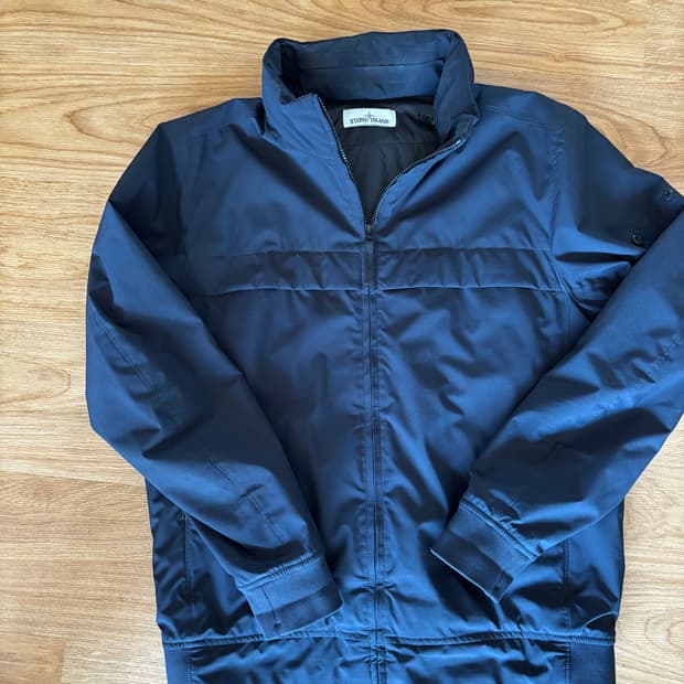 스톤아일랜드 프리마로프트 소프트쉘 L