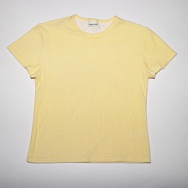 포니테일 티셔츠