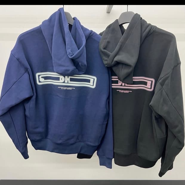 솔리드옴므 백로고 후드