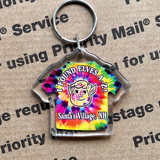 90s vtg Santa’s Village Tie Dye Keyring