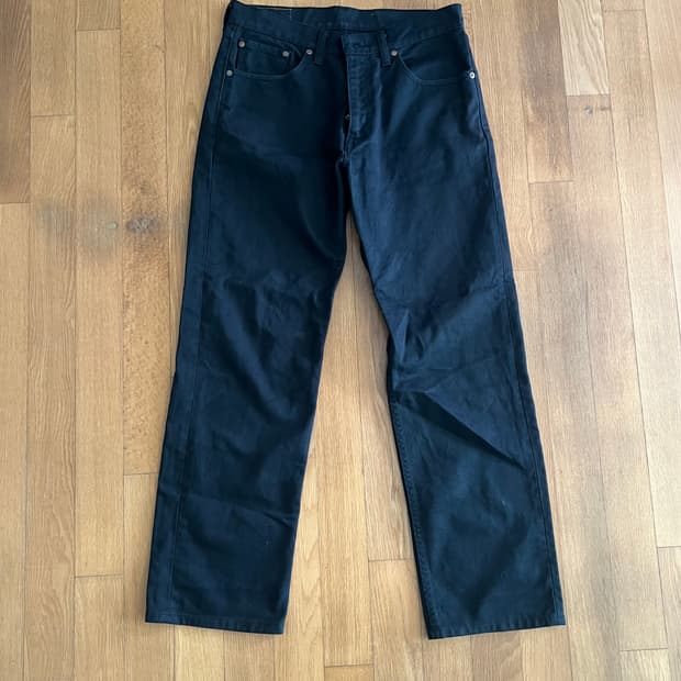 Levi’s 502 Black 33