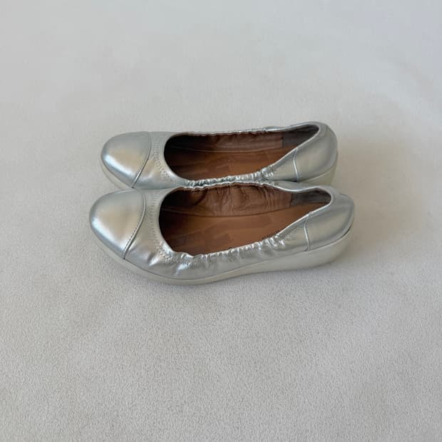 [EUR37]핏플랍(Fitflop) 슬립온 실버