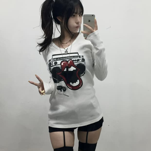 [MAYCHAMP] 롤링스톤즈 깔 펑크 락밴드 롱슬리브
