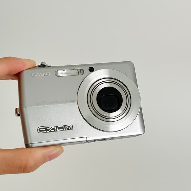카시오 엑슬림 exilim z700