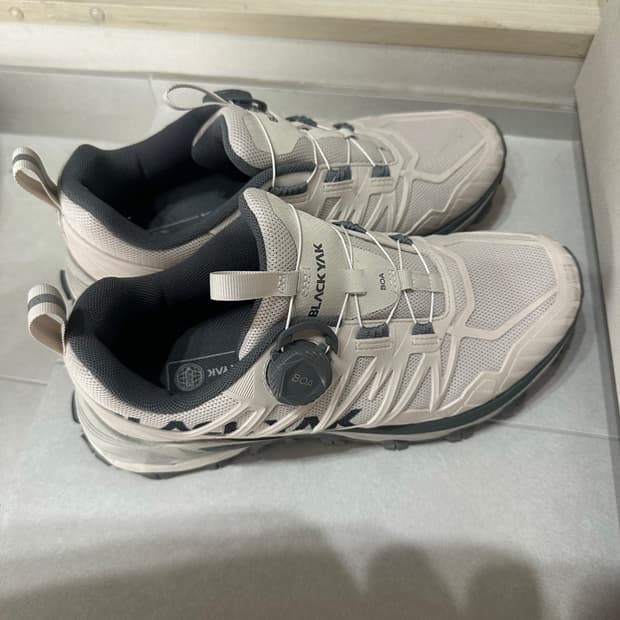 블랙야크 베이지 등산호 255