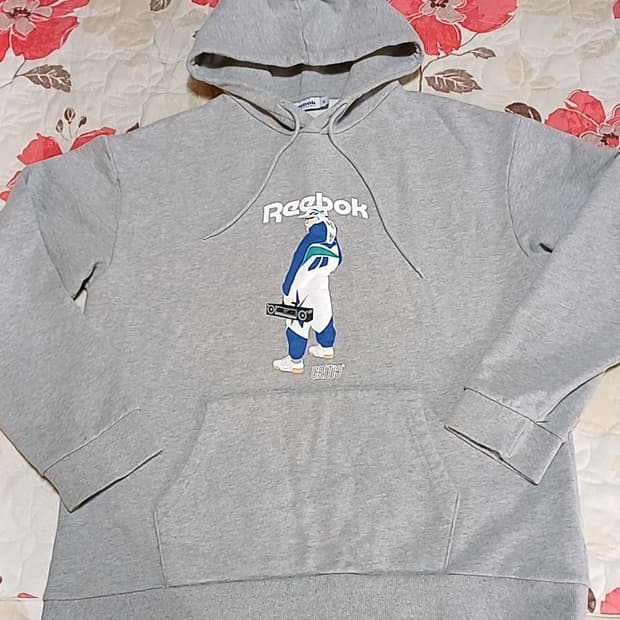 리복 후드 실측100 가슴57 기장69