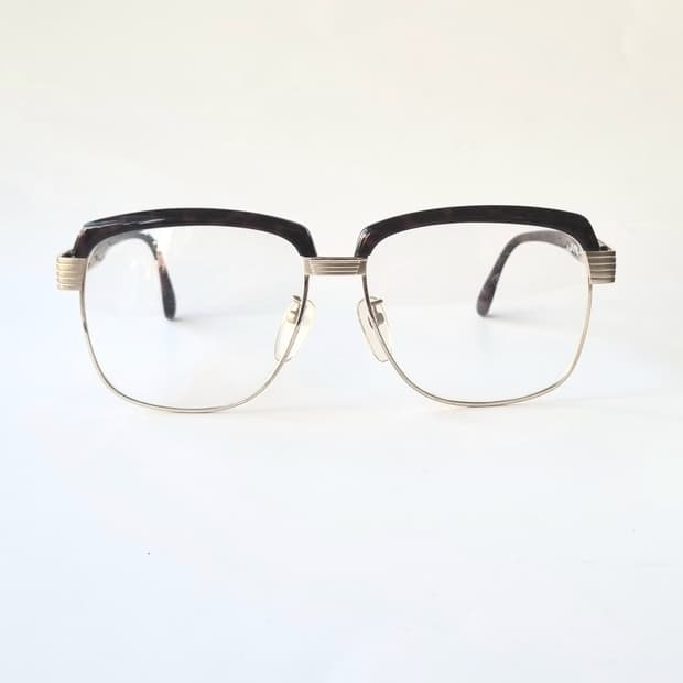 데드스탁 빈티지 골드 하금테 안경  1030