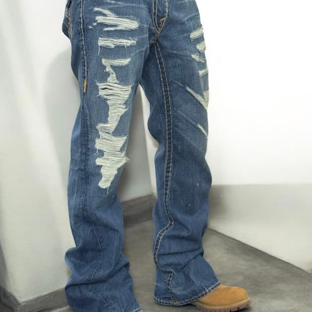 트루릴리전 플레어 데미지 부츠컷 데님팬츠