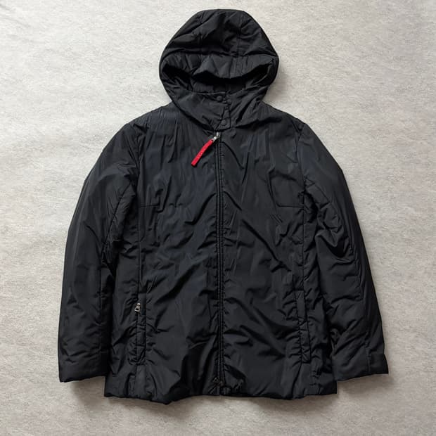 프라다 스포츠 포노코 후드 패딩