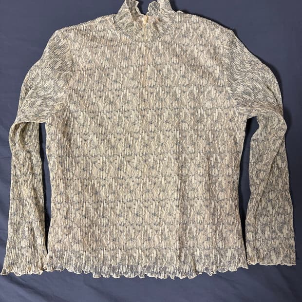 플리츠 블라우스