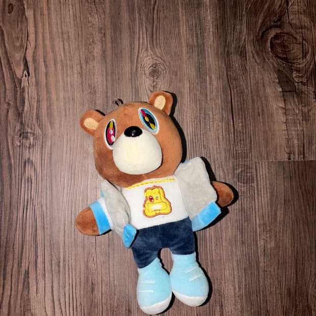 칸예웨스트 Graduation 인형