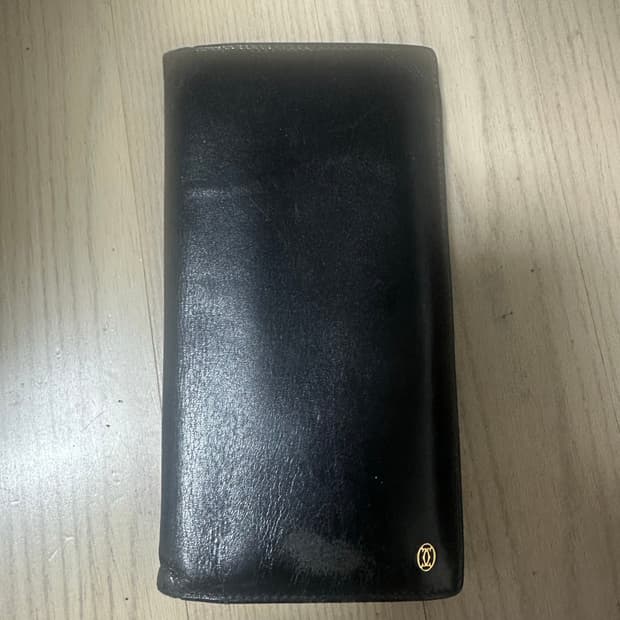 ( 정품 ) 까르띠에 남자 장지갑 블랙 판매
