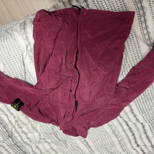 스톤아일랜드 나일론 오버셔츠 자켓 m 버건디 팔아요