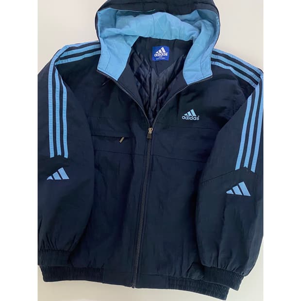 아디다스 누빔점퍼