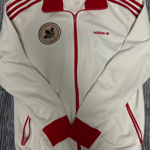 아디다스 캐나다져지