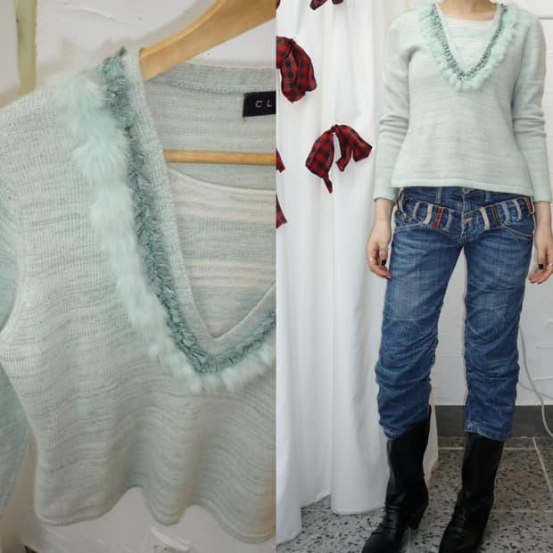 mint feather v-neck knit 