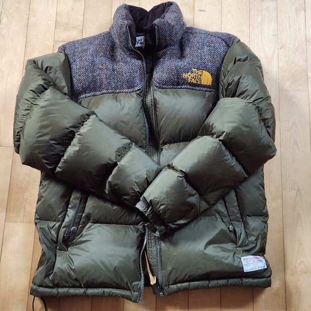 노스페이스X해리스트위드 눕시 L 팝니다.