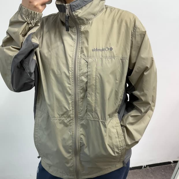 [M] 컬럼비아 바람막이