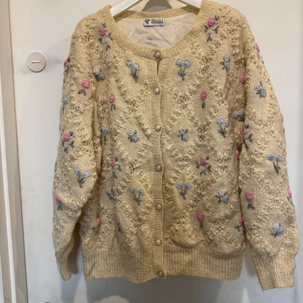 빈티지 핸드메이드 플라워자수 비즈 가디건