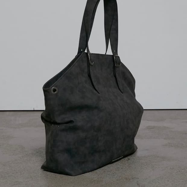 보헤미안서울 벨티드 셔링 레더백 차콜그레이