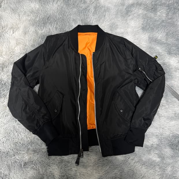 알파인더스트리 Ma-1 간절기 자켓 M사이즈 