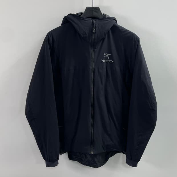 아크테릭스 아톰 블랙 자켓 (on.795)